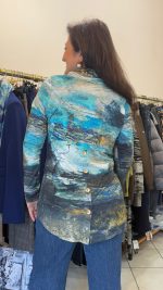 Maglia fantasia con collo - immagine 2